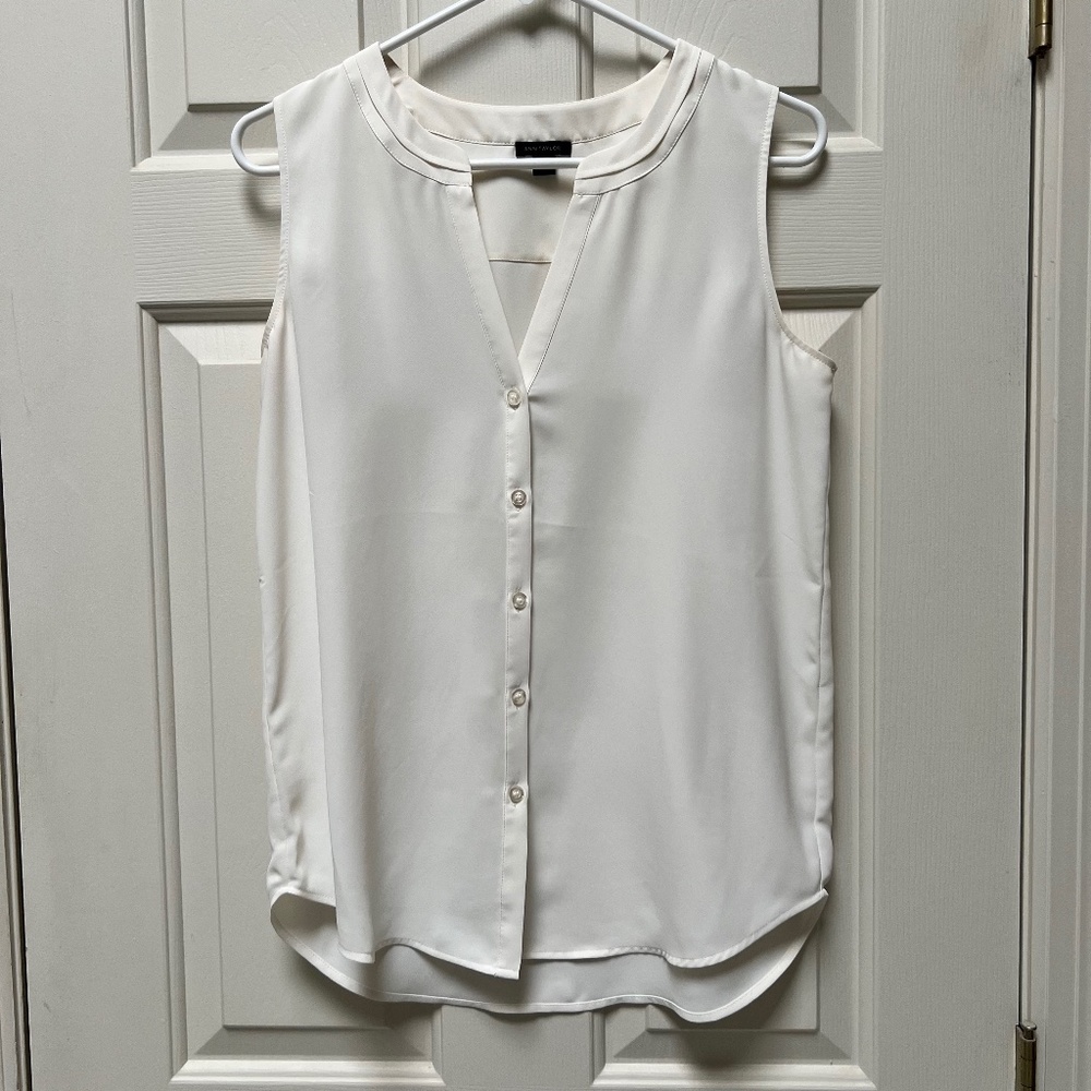 Ann Taylor Ivory Sleeveless Button Front Tank Top